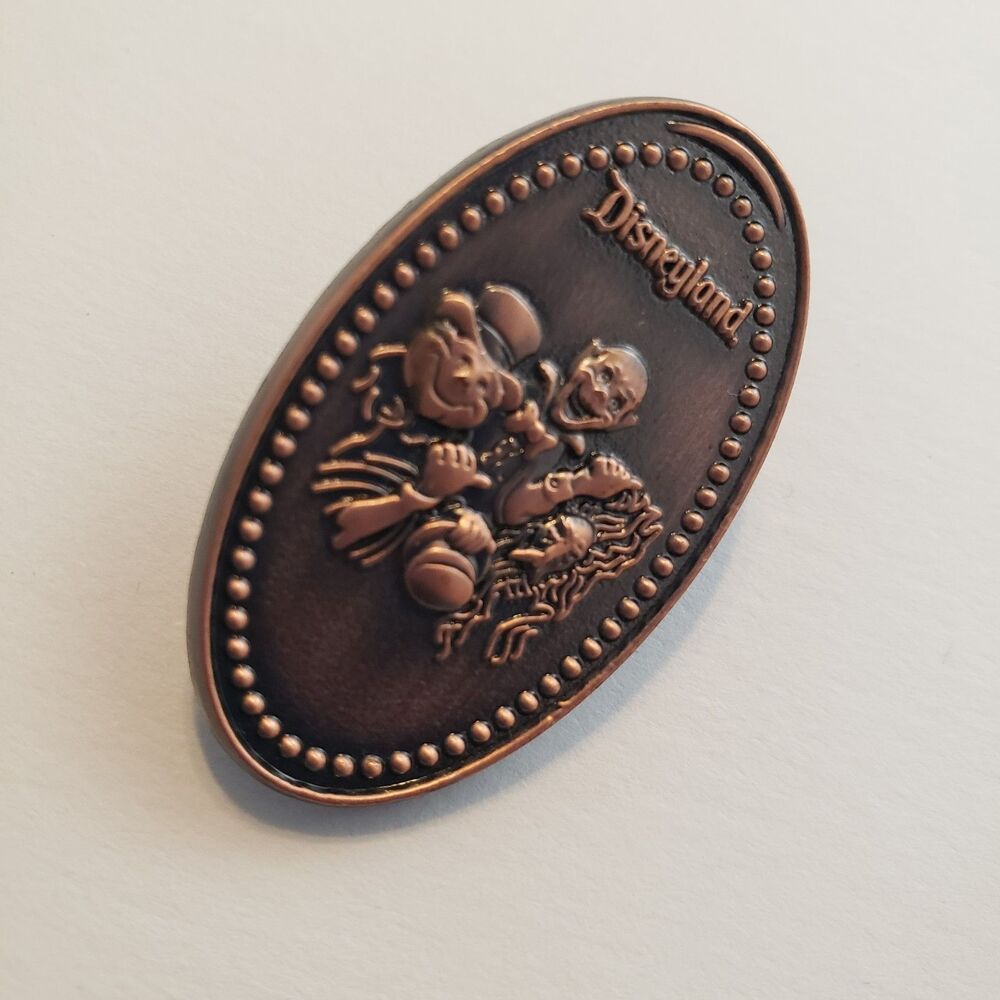 Disneyland Imagineers Exclusive Hitchhiking Ghosts Pressed Penny Pin LE 250